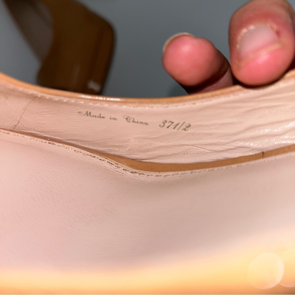 ELIE TAHARI Madison Patent‎ Nude Peep Toe Pump Size 37.5 - Picture 9 of 11